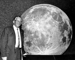 Ted Abram at Dedication of Abrams Planetarium. Photo by Wayland Mayo